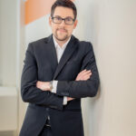 Market Intelligence Expert