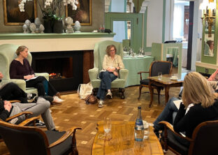 Benchmark-Talk für die Market Intelligence-Experten